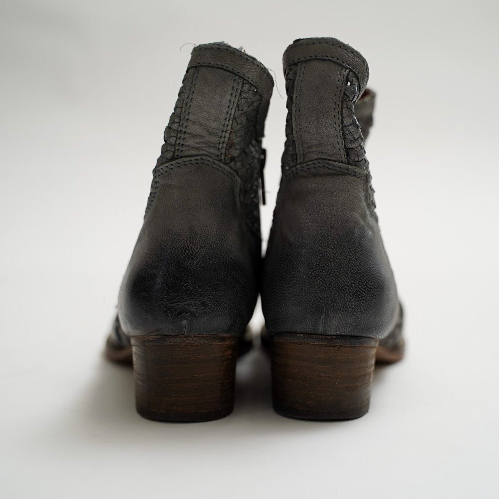 Seychelles "Flip a Coin" Ankle Boot - Picture 3 of 9